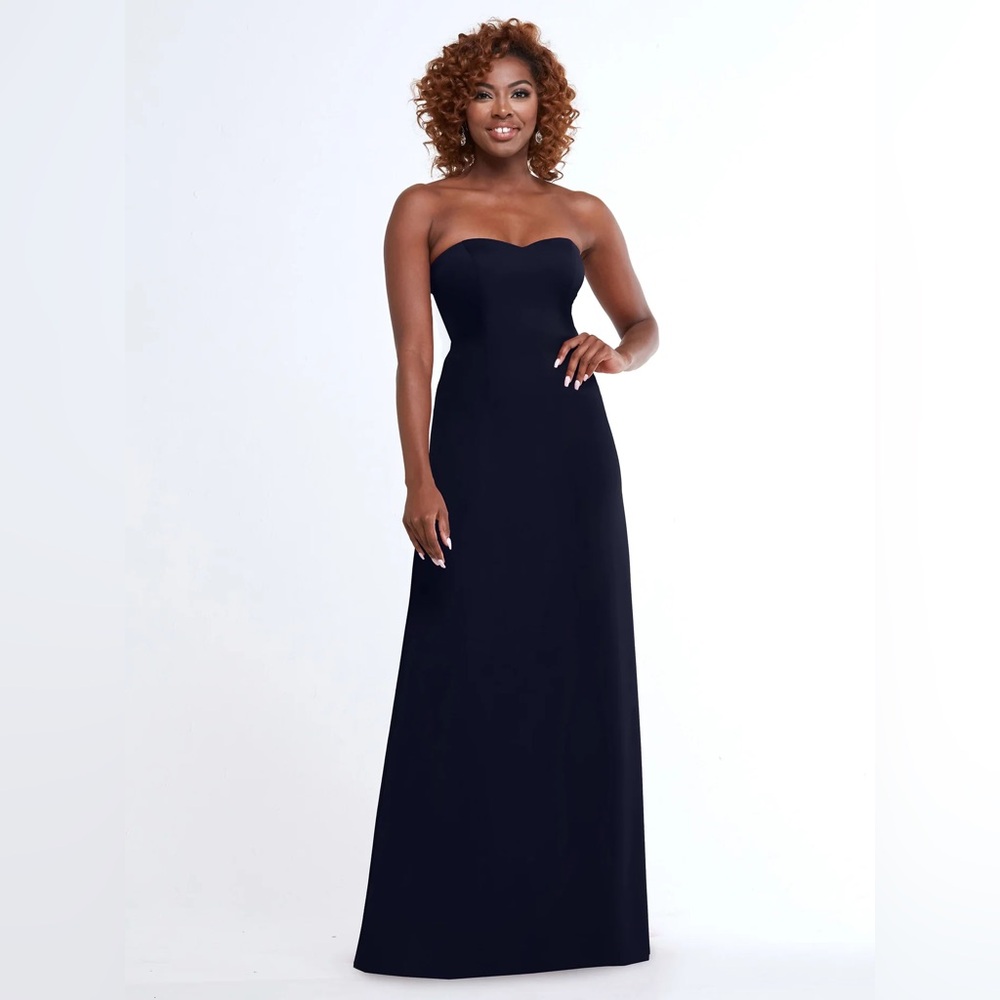 David’s Bridal Strapless Sweetheart Neckline Bridesmaid Dress in Navy